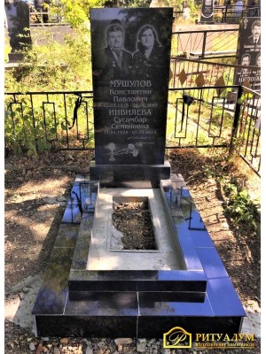 Памятник из гранита "Прямоугольный стандарт - два портрета" — ritualum.ru Памятник из гранита "Прямоугольный стандарт - два портрета" — ritualum.ru